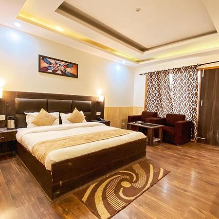 Hotel Manali Queen Manāli Exterior foto
