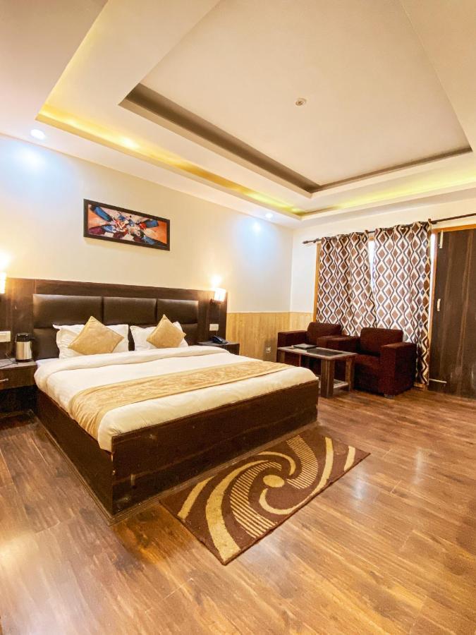 Hotel Manali Queen Manāli Exterior foto