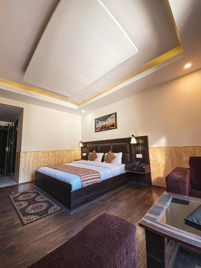 Hotel Manali Queen Manāli Exterior foto